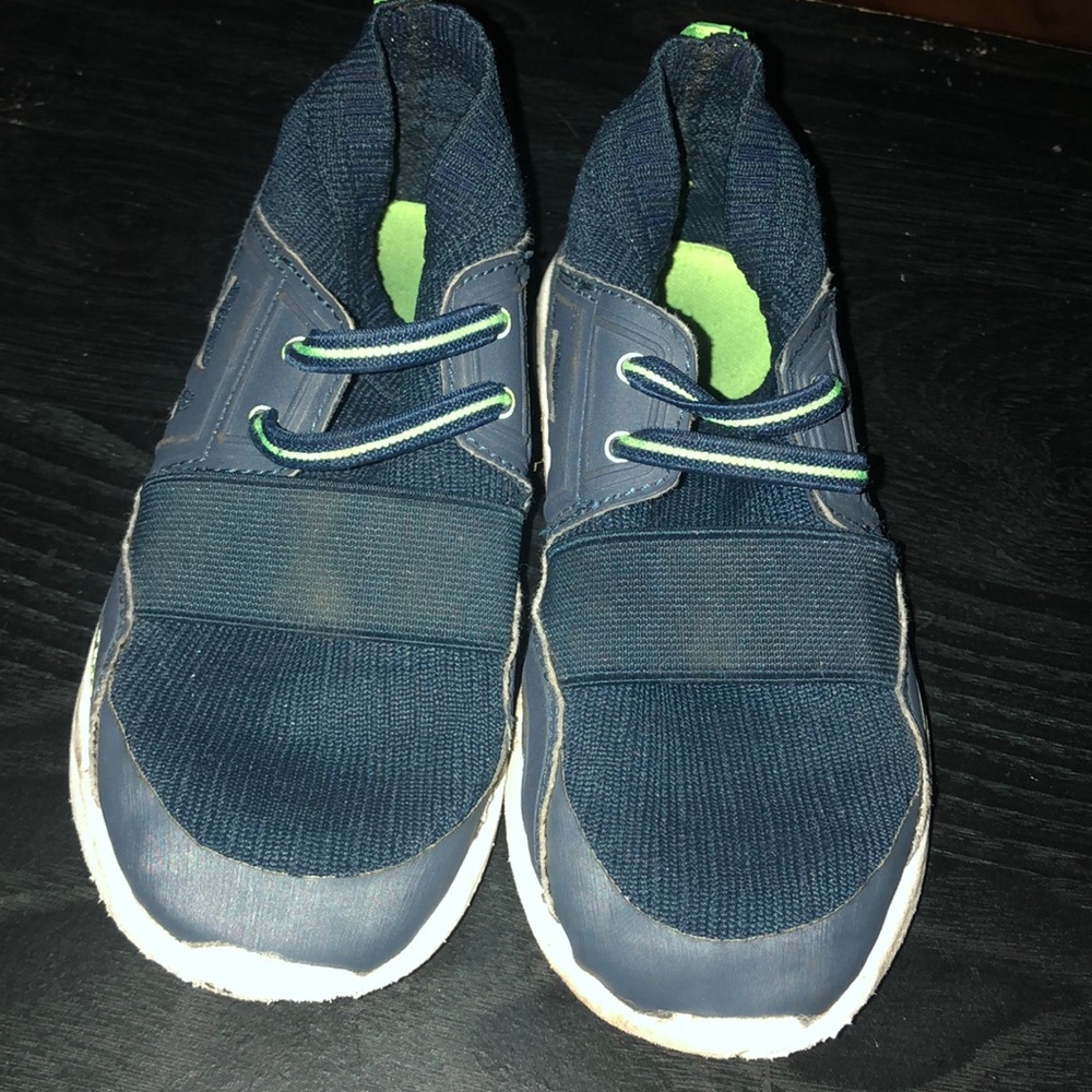 Toddler slip on blue shoes